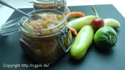 Green Tomato Chow / Chutney aus grünen Tomaten