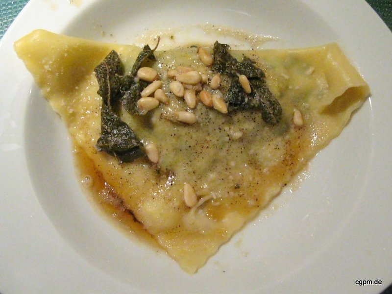 Ravioli mit Spinat, Ricotta und Lachs