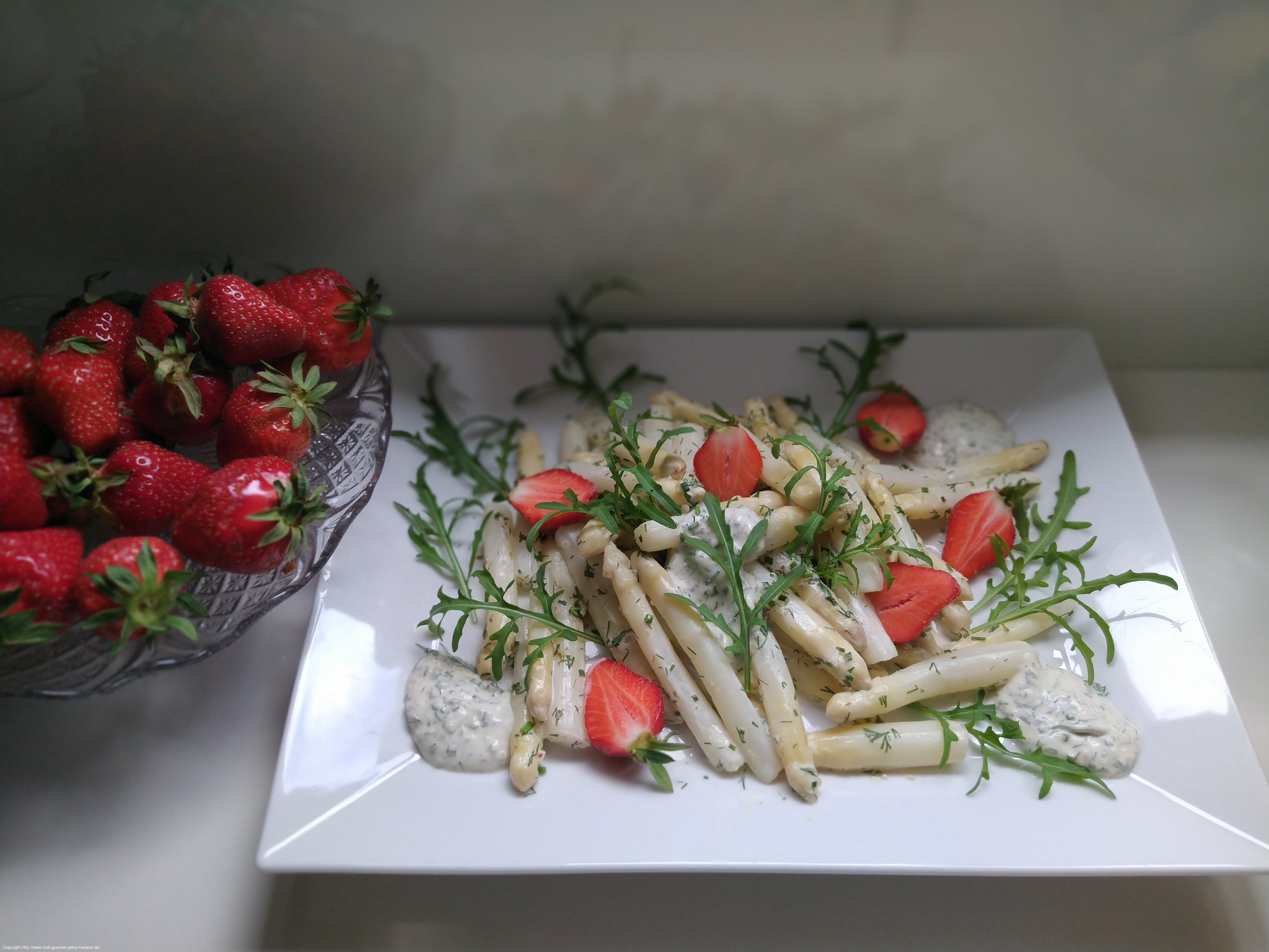 5 Spargelspitzen in grüner Sauce