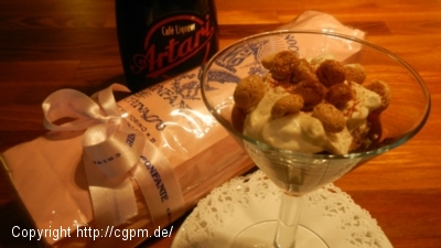 Espresso-Creme mit Amaretti